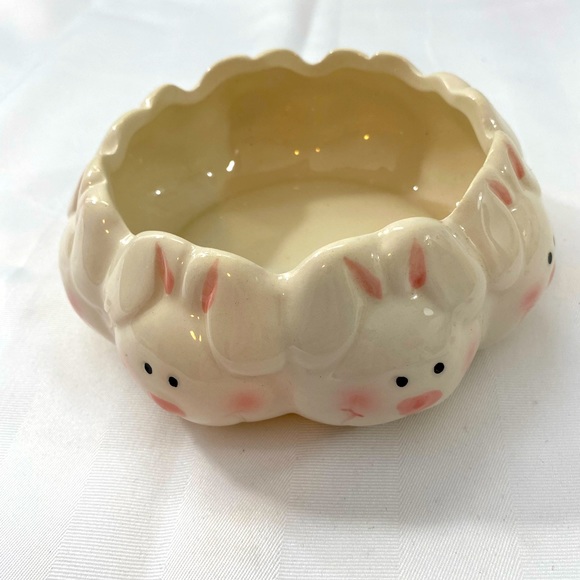 Vintage bunny soap dish Rabbit sponge holder. Candy dish 1970’s - Picture 1 of 6